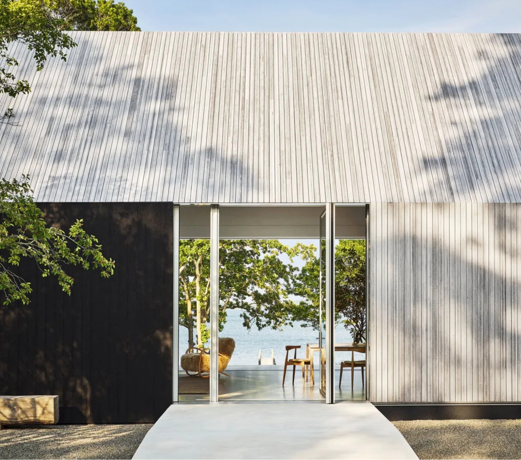 Tour Ceramist and Tastemaker Kelly Klein’s Minimalist Marvel in the Hamptons